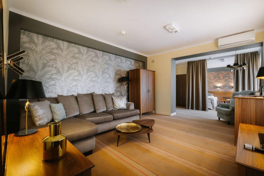 Hotel Cristal Bialystok Bagian luar foto